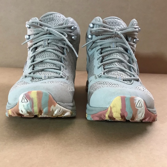 Keen Shoes - Women’s Keen Waterproof Hiking Boots size US 7/ EU 37.5